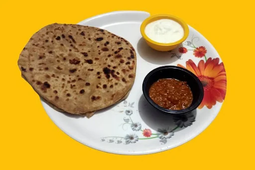 Aloo Palak Paratha With Chaas