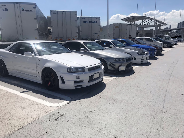 スカイライン GT-Rのドライブ・オフ会・辰巳に関するカスタム事例の投稿画像3枚目