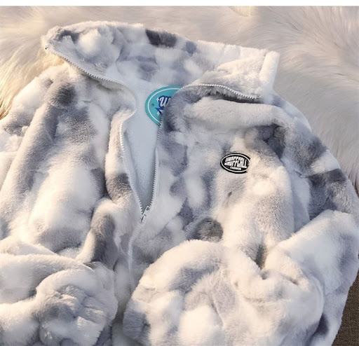 Title 4, High-quality thick and loose tie-dyed lamb wool...