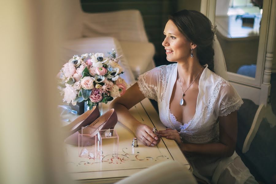 Wedding photographer Olesya Kulinchik (lesyalynch). Photo of 11 November 2018