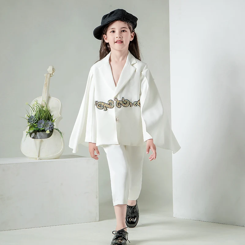 Ensemble Robe Costume Enfants Nouveau Style Élégant Confortable et Tendance Parfait pour les Fêtes et Cérémonies Mode Enfant Chic et Moderne