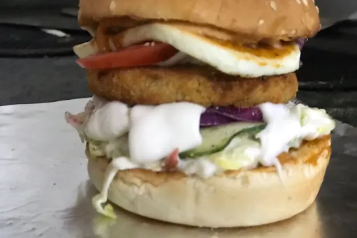 Achari Tadka Paneer Burger