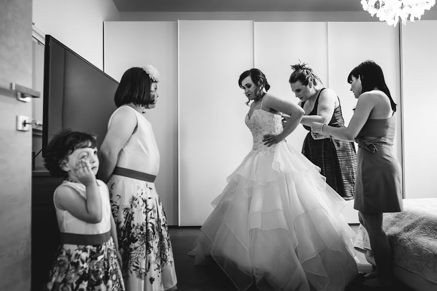 Fotografo di matrimoni Mirko Turatti (spbstudio). Foto del 5 giugno 2017