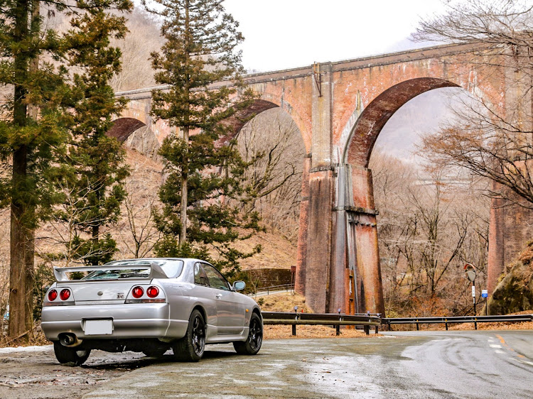 スカイライン GT-Rのドライブ・鉄道に関するカスタム事例の投稿画像1枚目