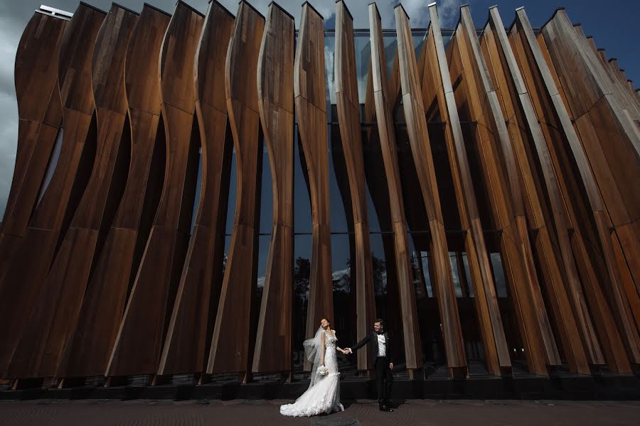 Fotógrafo de bodas Liza Karazhova (lizaka). Foto del 28 de noviembre 2017