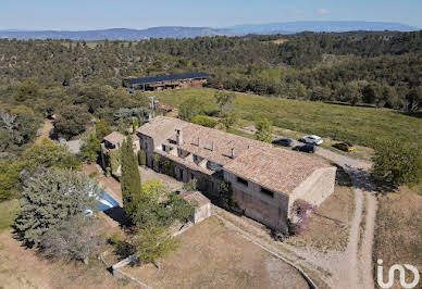 Maison avec piscine et terrasse 3