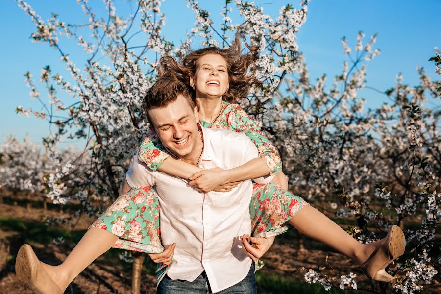 Fotografo di matrimoni Svetlana Nikolaychenkova (snphoto). Foto del 19 maggio 2019