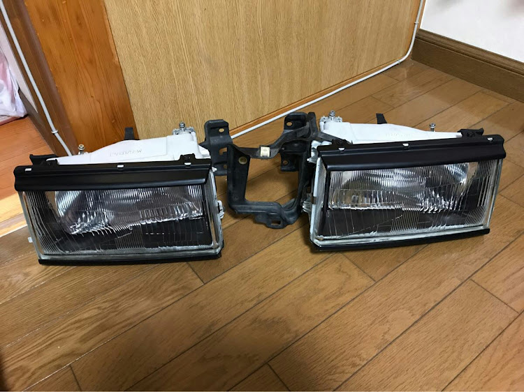 カローラレビンのヘッドライト・コーナーレンズ・クリア化・DIYに関するカスタム事例の投稿画像3枚目
