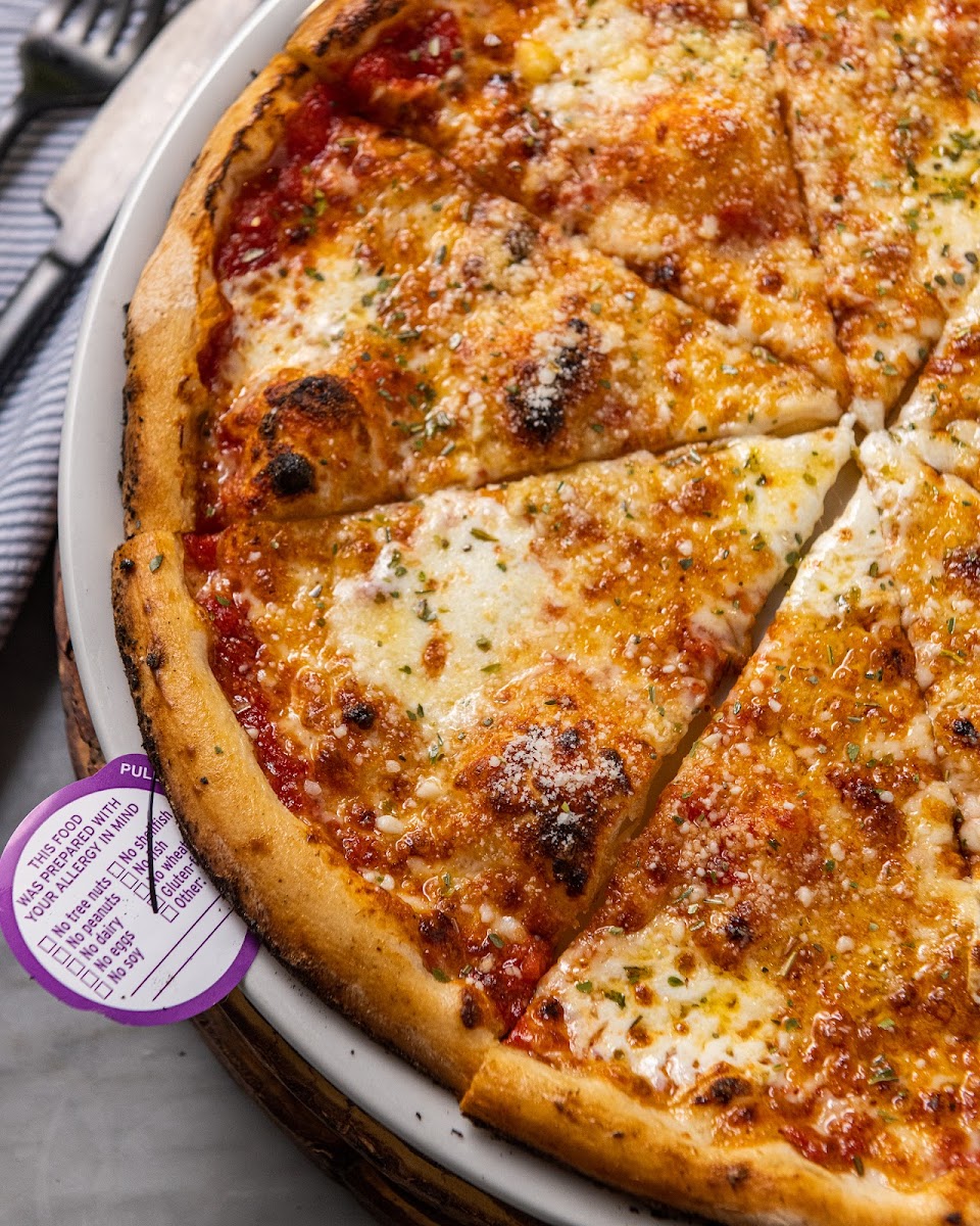 pep no pep.
all the love of a normal pepperoni minus the roni | like a cheese pizza plus