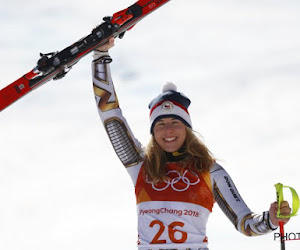 ? Ongezien: Snowboardster wint Super-G bij het skiën op geleende ski's