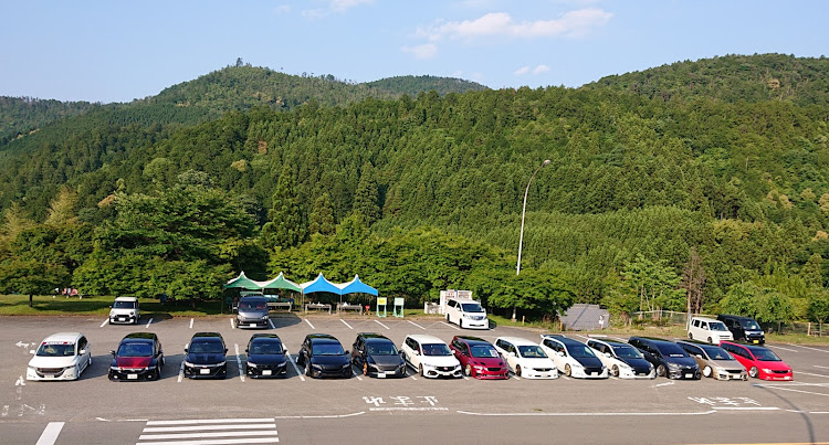 オデッセイのREMEMBER４周年・５月の暑さじゃなかった・カッコイイ車が勢揃い・カラスは賢い・帰りは土砂降りに関するカスタム事例の投稿画像21枚目