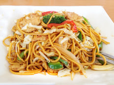 Chicken, Beef, Pork, or Veg Lo Mein