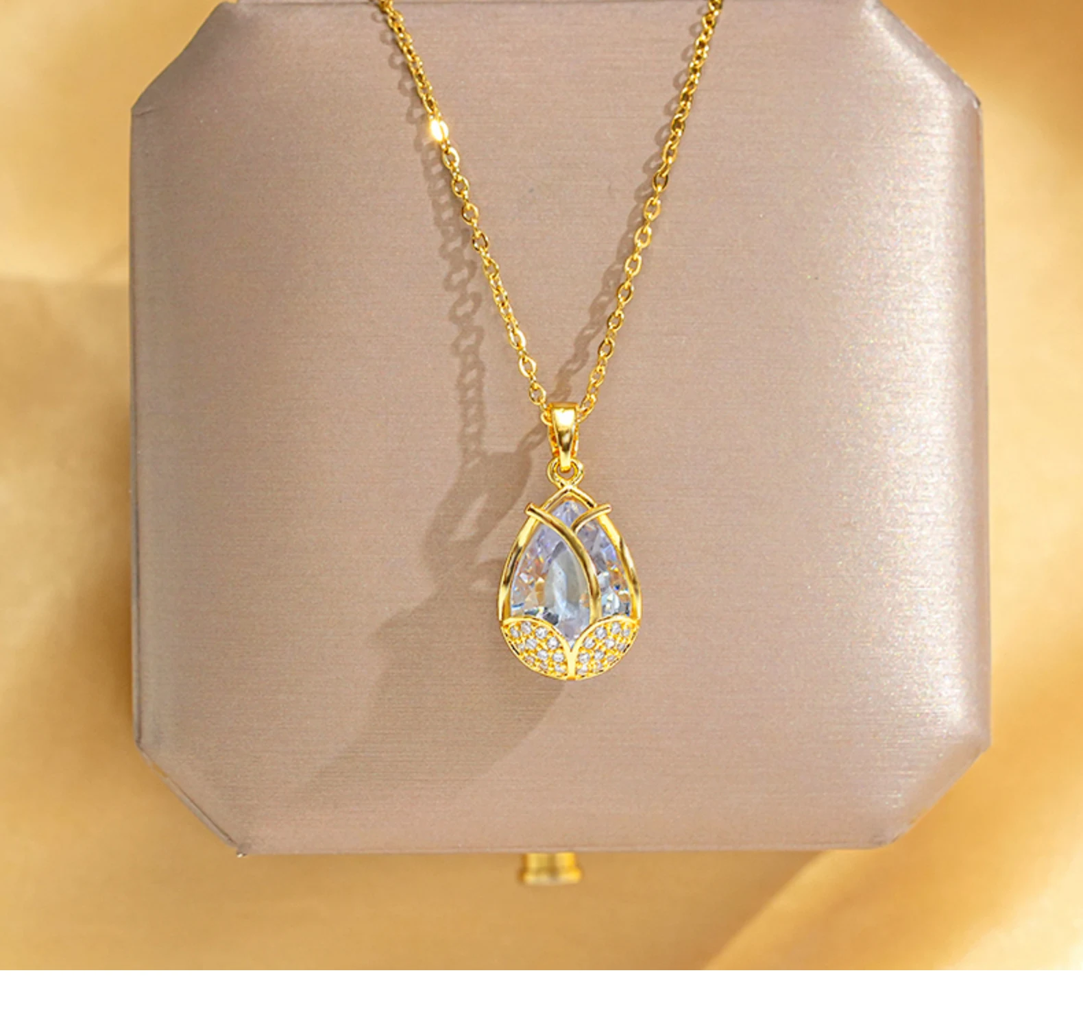 Title 4, Simple Tulip titanium stalen ketting voor dames...