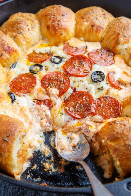 Stuffed Crust Pizza Dip