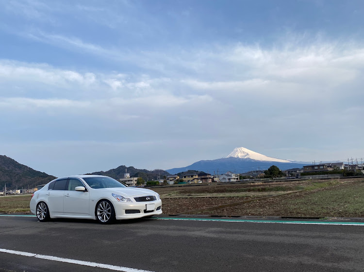 スカイラインの300投稿達成❗️・INFINITI G25・コロナウイルスに負けるな・戦争反対・また冬に逆戻り❄️に関するカスタム事例の投稿画像2枚目