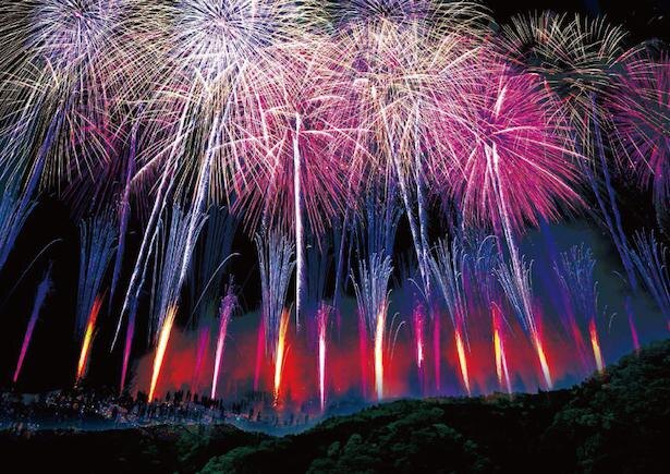 ネスタリゾート神戸で ネスタ 山花火 開催 密にならない冬花火で1年を締めくくり Trill トリル