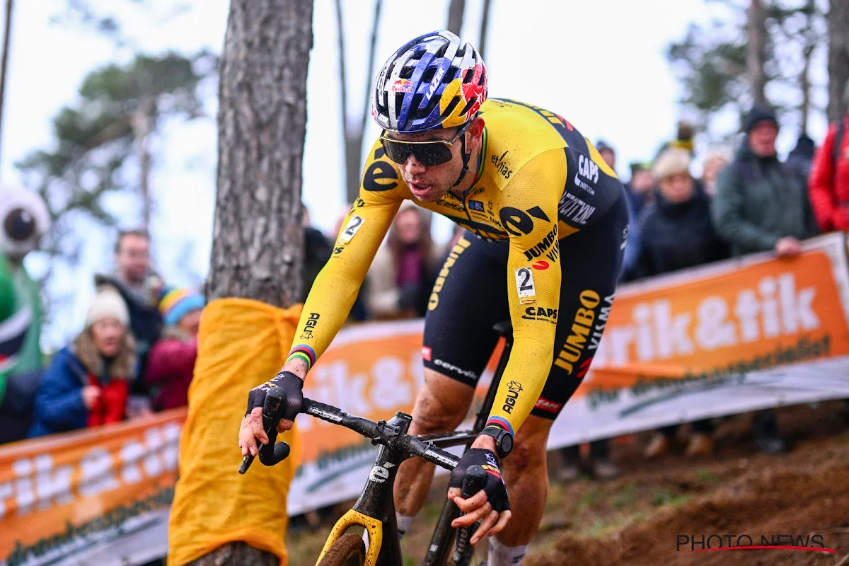 🎥 Ook Wout van Aert ondervindt hinder van wateroverlast 