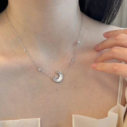 Title 4, Womens Star and Moon Necklace Special Design D...