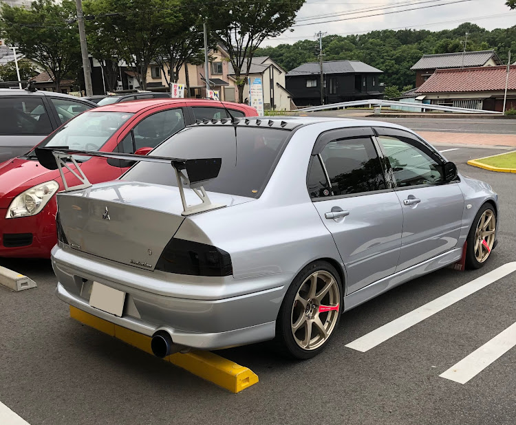 ランサーエボリューションの不正改造車取締月間・追加メーター・モルトプレーン・繋がれお尻にドンっに関するカスタム事例の投稿画像1枚目