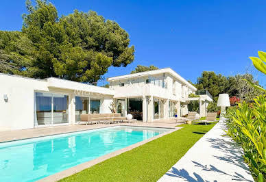 Maison avec piscine en bord de mer 16