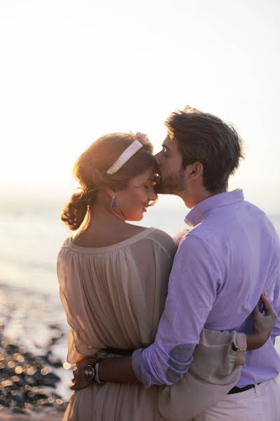 Fotografo di matrimoni Dariya Obimakha (vydumka). Foto del 5 luglio 2015