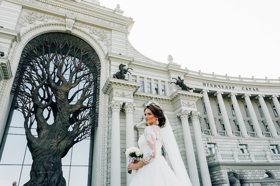 Wedding photographer Alfiya Khusainova (alfiya23). Photo of 25 November 2015