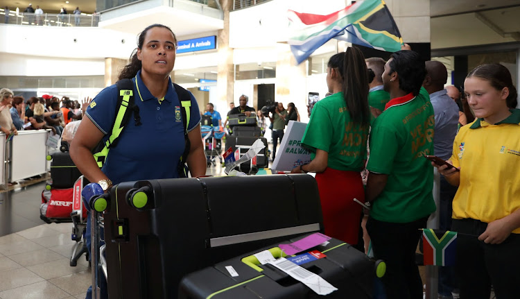 A file photo of Chloe Tryon leaving the country with the Momentum Proteas team for Australia for the 2020 Twenty20 Women's World Cup.