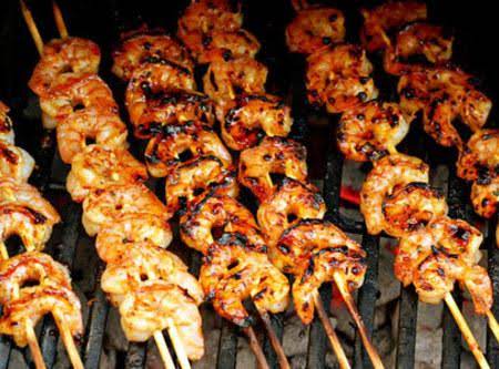 Tequila-lime grilled shrimp skewers image