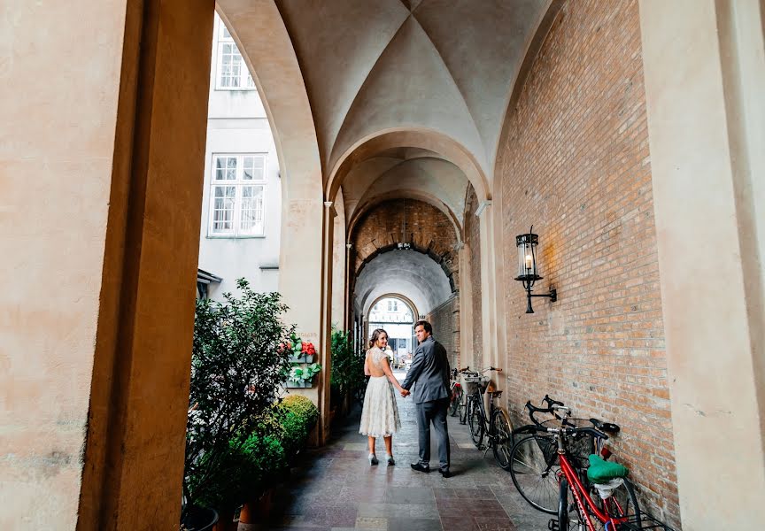 Fotografo di matrimoni Irina Pervushina (london2005). Foto del 6 settembre 2018