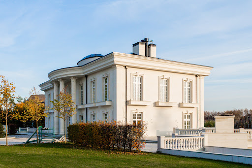 House 3
