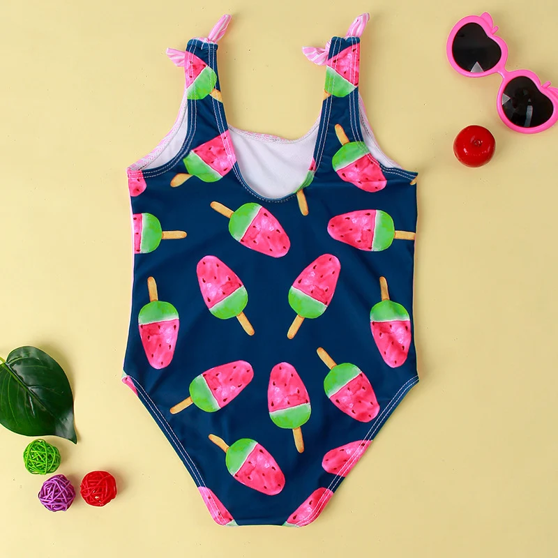 Kinder zwemkleding uit één stuk met ijsprint, comfortabel, zeer elastisch. Ideaal voor zwemmen en spelen voor de kleintjes.