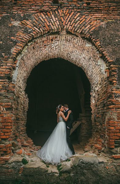 Fotógrafo de casamento Claudiu Boghina (claudiuboghina). Foto de 24 de maio 2017