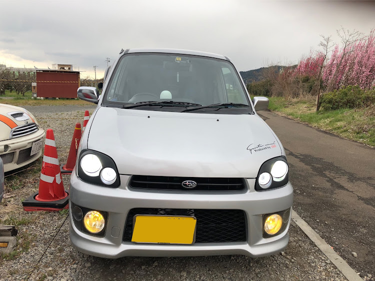 プレオのプレオ・昴技研・丸目4灯・LED・ヘッドライト交換に関するカスタム事例の投稿画像1枚目
