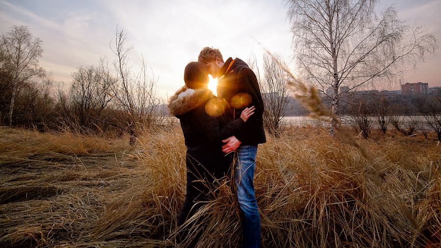 Wedding photographer Mikhail Kuzmin (mkkm). Photo of 14 July 2017