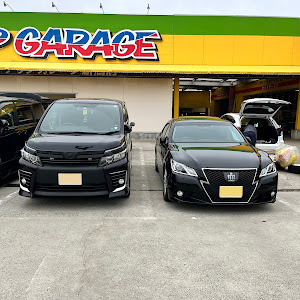 ヴォクシー ZRR85W