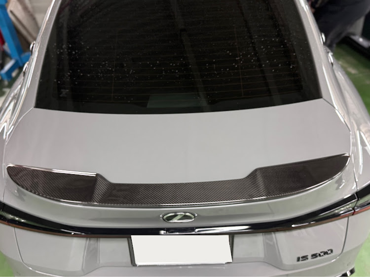 ISのLexus・IS500・LEMS・ドライカーボン製・トランクスポイラーに関するカスタム事例の投稿画像1枚目