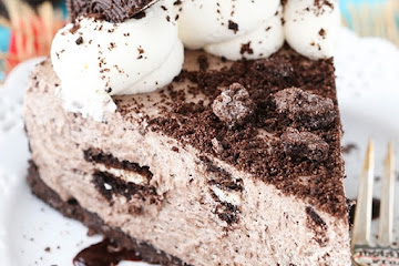 No Bake Oreo Cheesecake