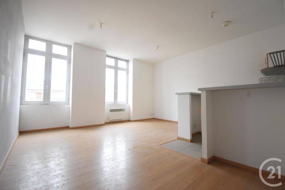 Vente appartement 2 pièces 51.2 m² à Vichy (03200), 125 000 €