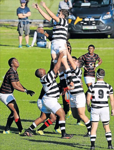 RISING TO THE OCCASION: Selborne compete in a lineout against Dale at Selborne College earlier this year. Selborne will be playing host to Queen’s College in their massive derby match-up today Picture: STEPHANIE LLOYD