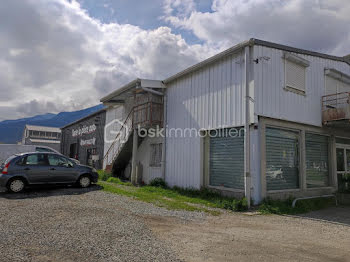 locaux professionnels à Saint-Jean-de-Maurienne (73)