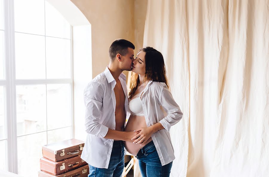 Wedding photographer Oleksandra Chornota (chornota). Photo of 6 February