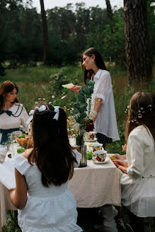 Wedding photographer Kseniya Kondratenko (ksyushaks). Photo of 25 October 2023