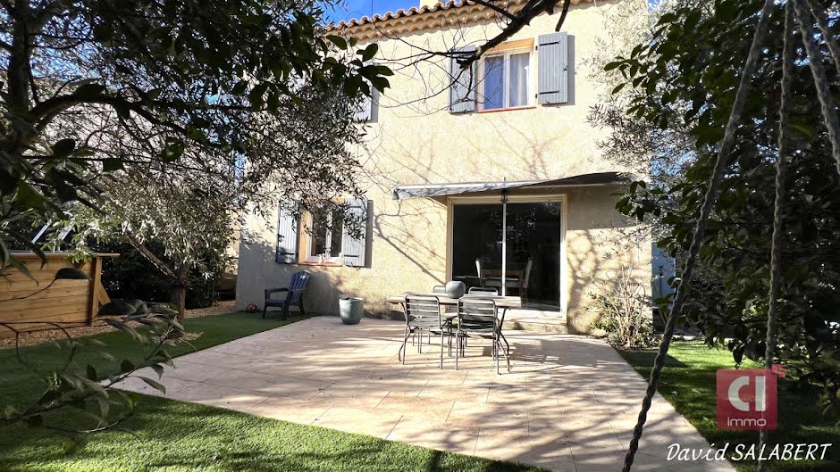 Vente maison 4 pièces 92 m² à Garéoult (83136), 339 000 €