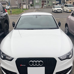 RS5 クーペ B8