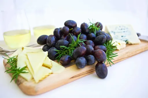 Black Grapes Plate