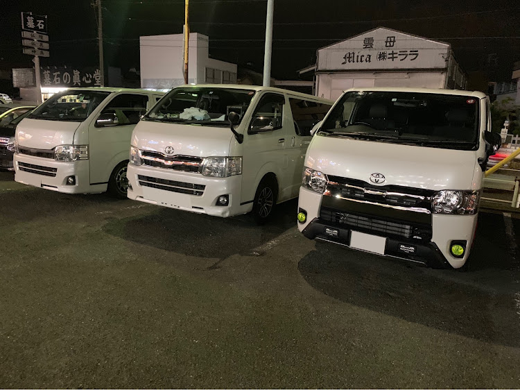 ハイエースバンの洗車・ラーメン・DIY・ダンゴムシガチャに関するカスタム事例の投稿画像1枚目