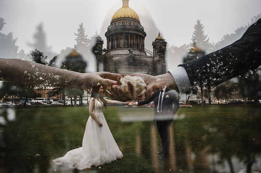 結婚式の写真家Elena Mikhaylova (elenamikhaylova)。2019 8月23日の写真