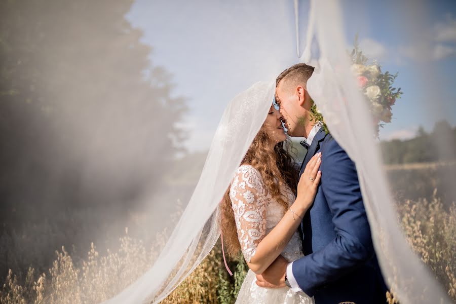 Wedding photographer Aleksander Zakrzewski (azakrzewski). Photo of 8 January 2020