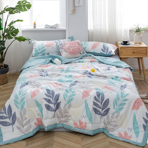 Title 6, Double air-conditioned quilt for cool, comforta...