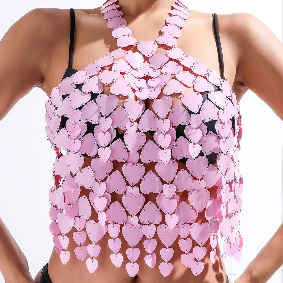 Acryl Paillette Love Quasten Anhänger – Ein funkelnder Hingucker mit Herz, der jedem Outfit eine besondere Note verleiht.